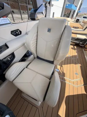 2026-nautique-g25-121888-image10