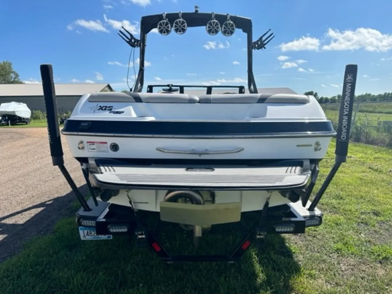 2017 Axis Core Series T22