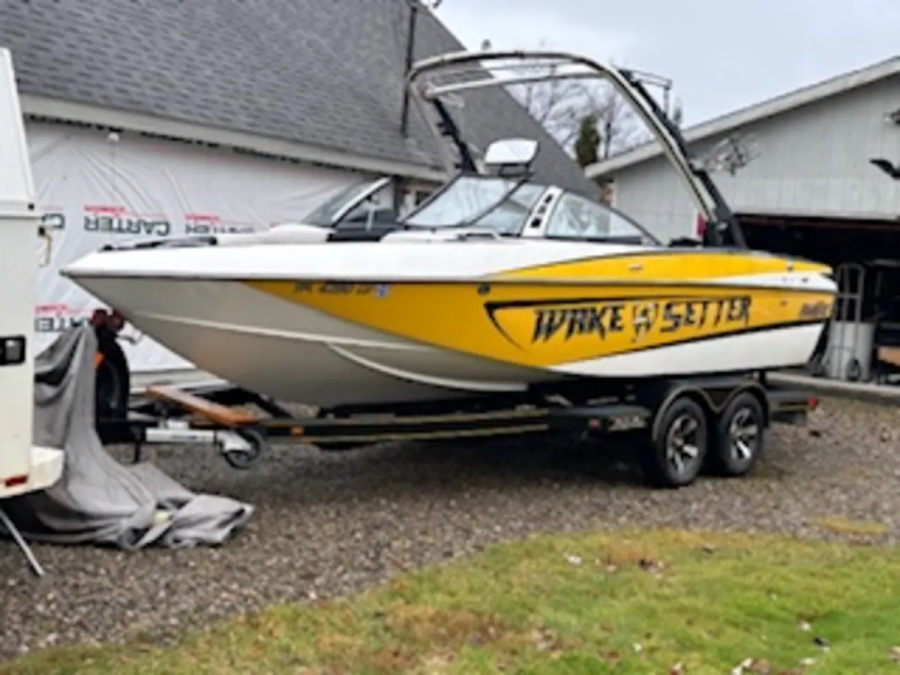 2013 Malibu Boats Wakesetter VLX for sale in conneaut lake, Pennsylvania
