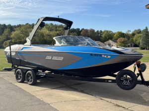 2017 MB Sports Boats B52 23 for sale in Fenton, Michigan