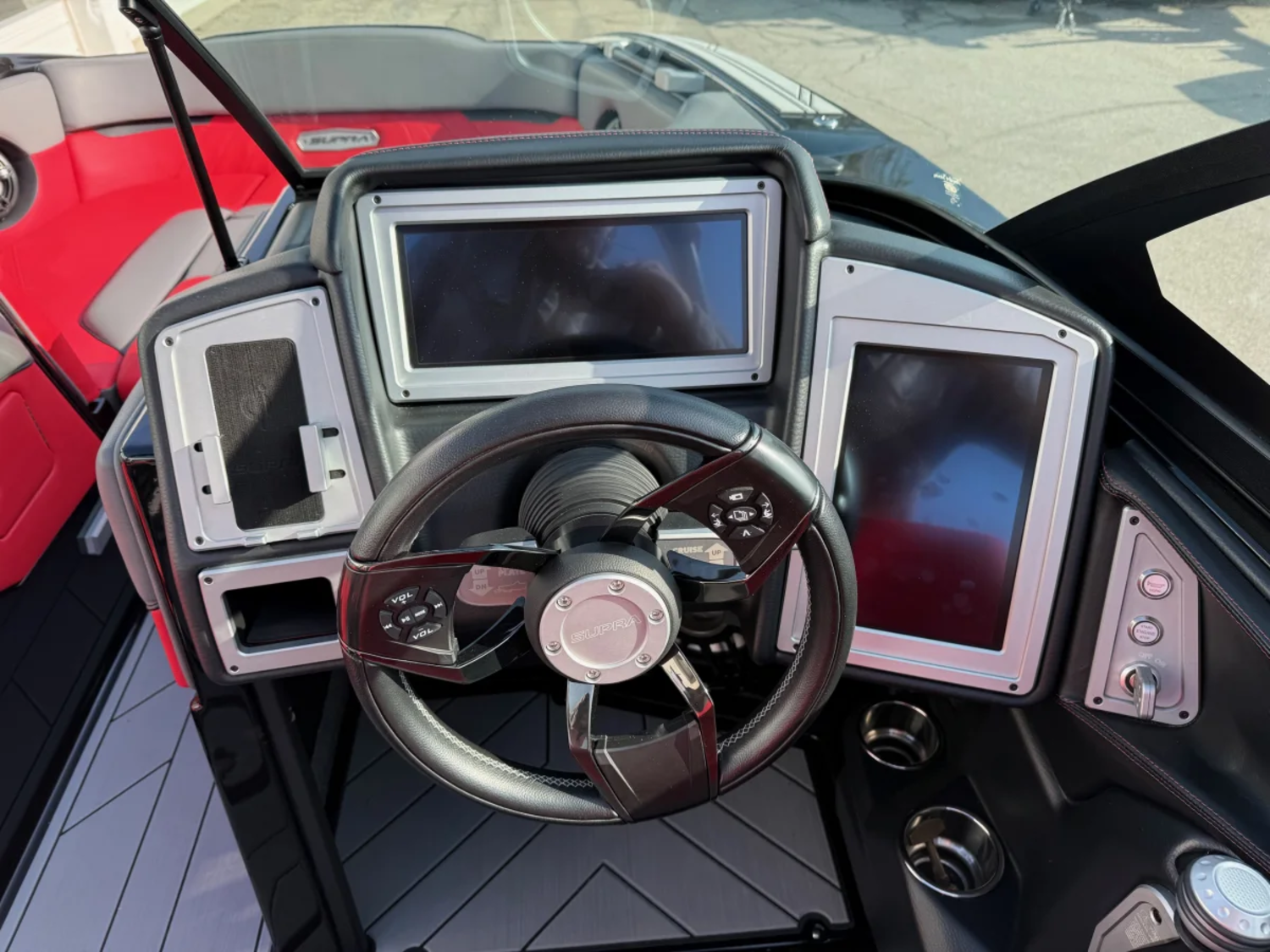 2020 22' Supra "SA550" Bowrider