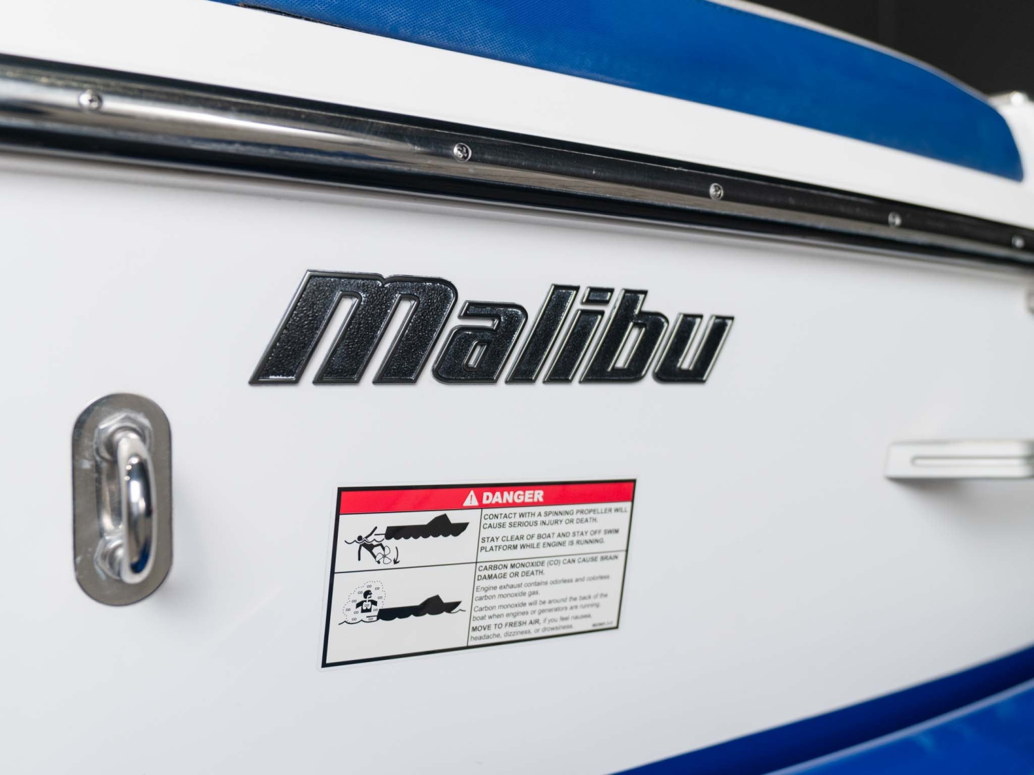 2017 Malibu Boats 25LSV