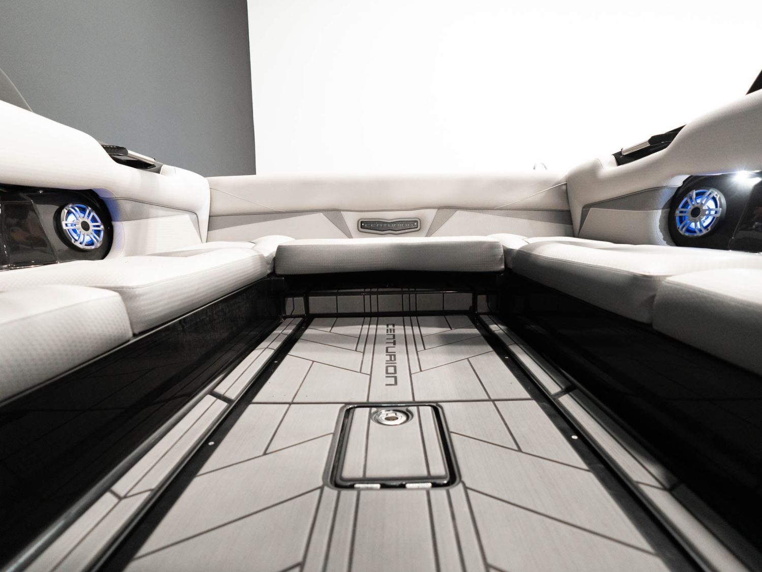 2020 Centurion Boats Vi24