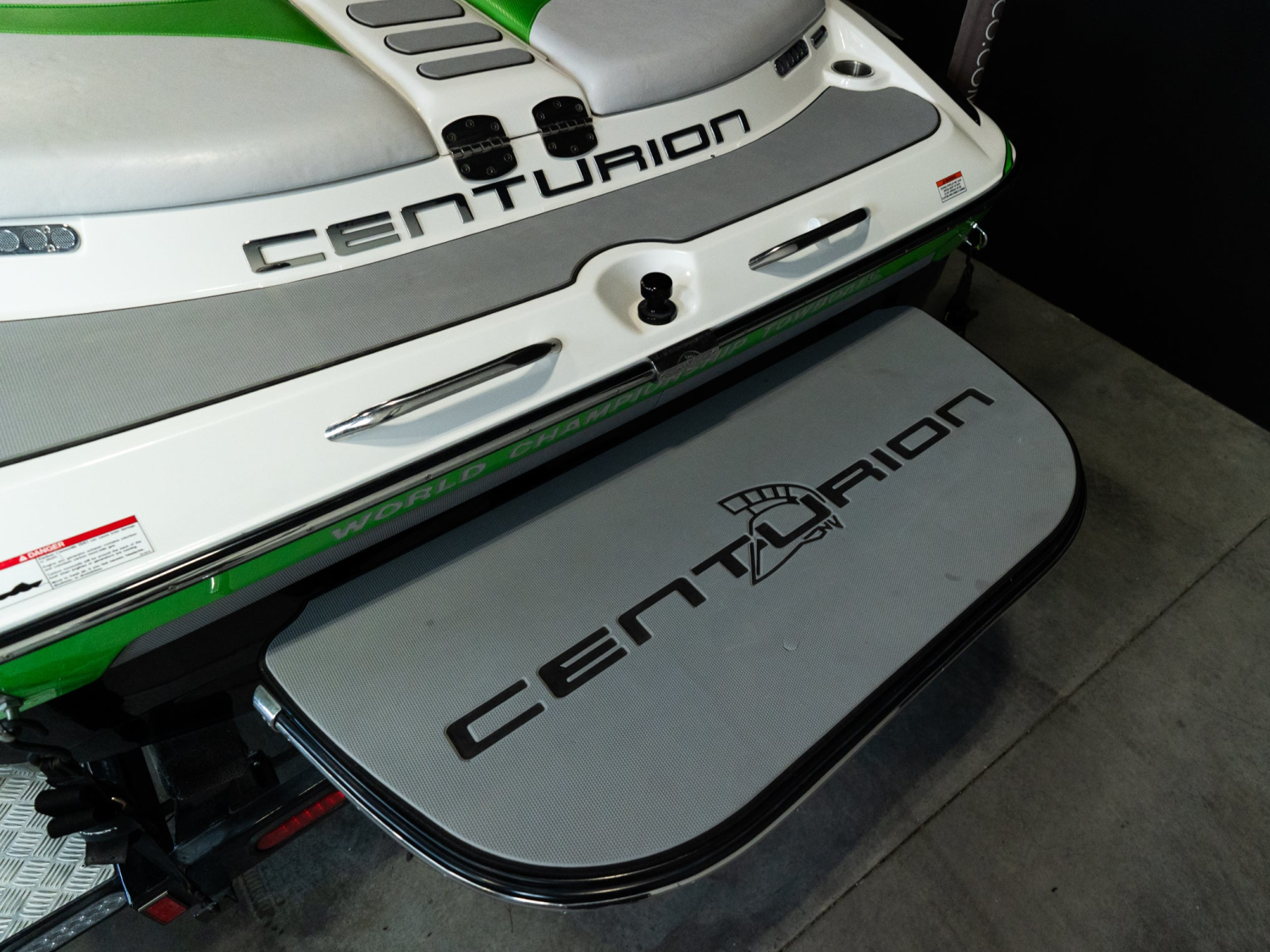 2014 Centurion Boats Enzo SS210