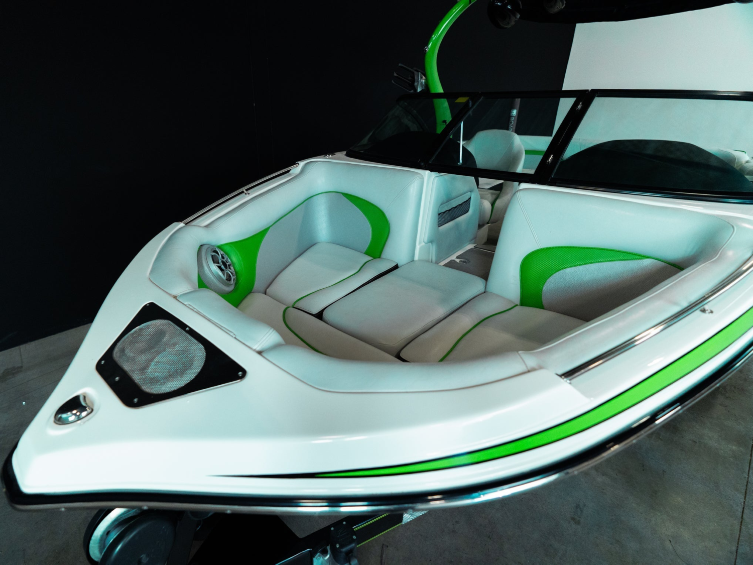 2014 Centurion Boats Enzo SS210
