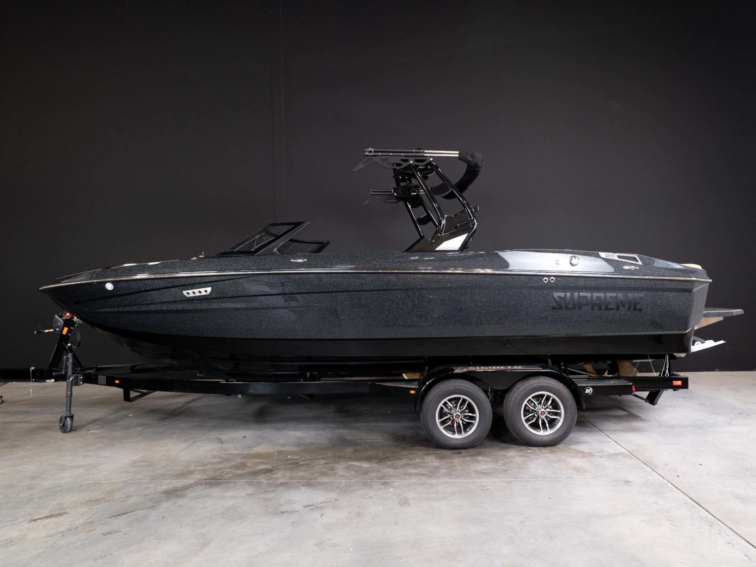 2026 Supreme Boats S240