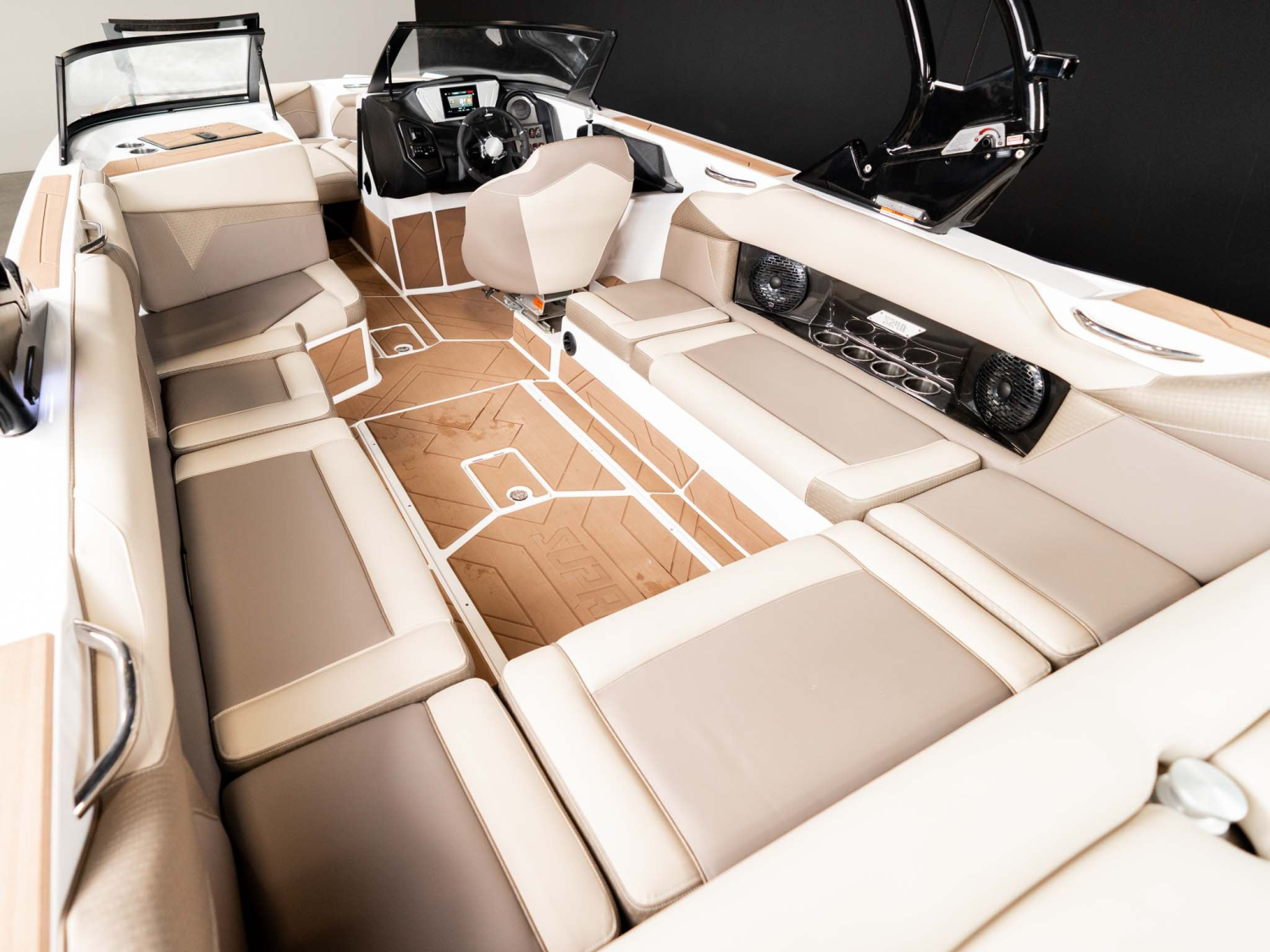 2026 Supreme Boats S240