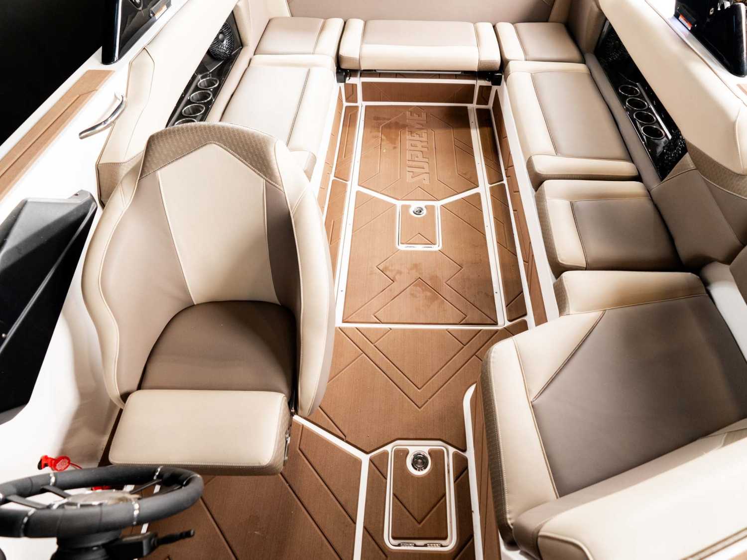 2026 Supreme Boats S240