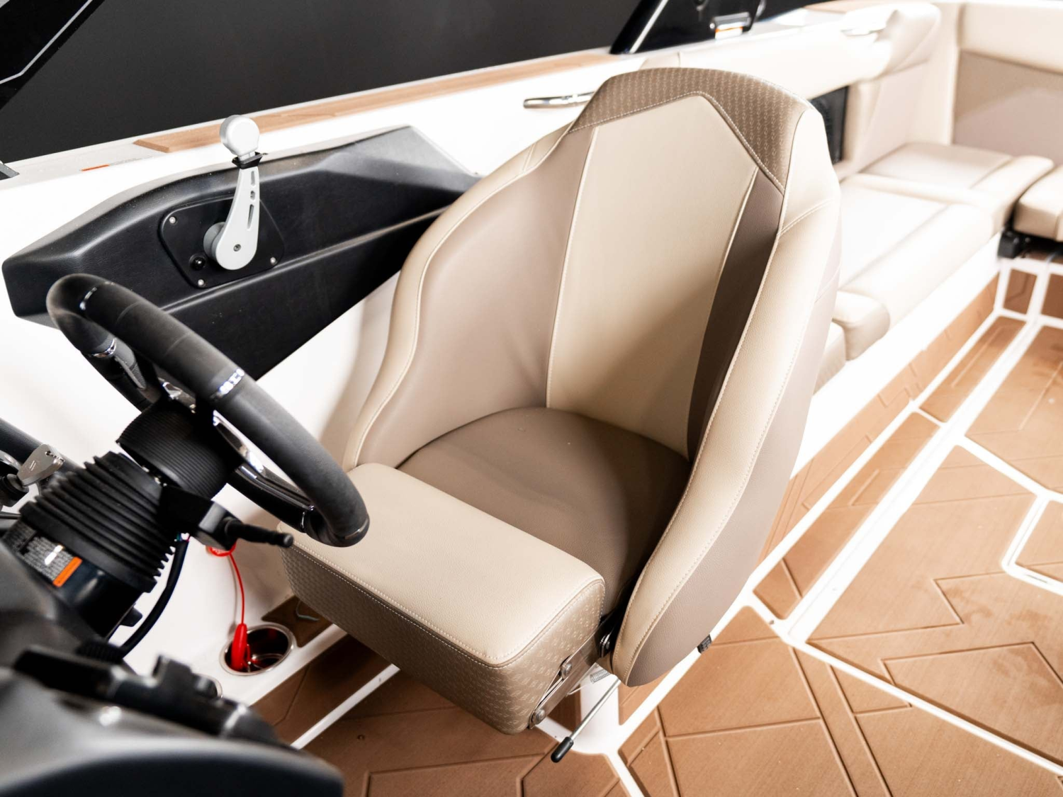 2026 Supreme Boats S240