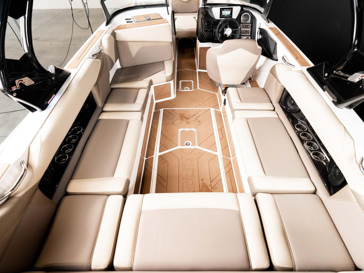 2026 Supreme Boats S240