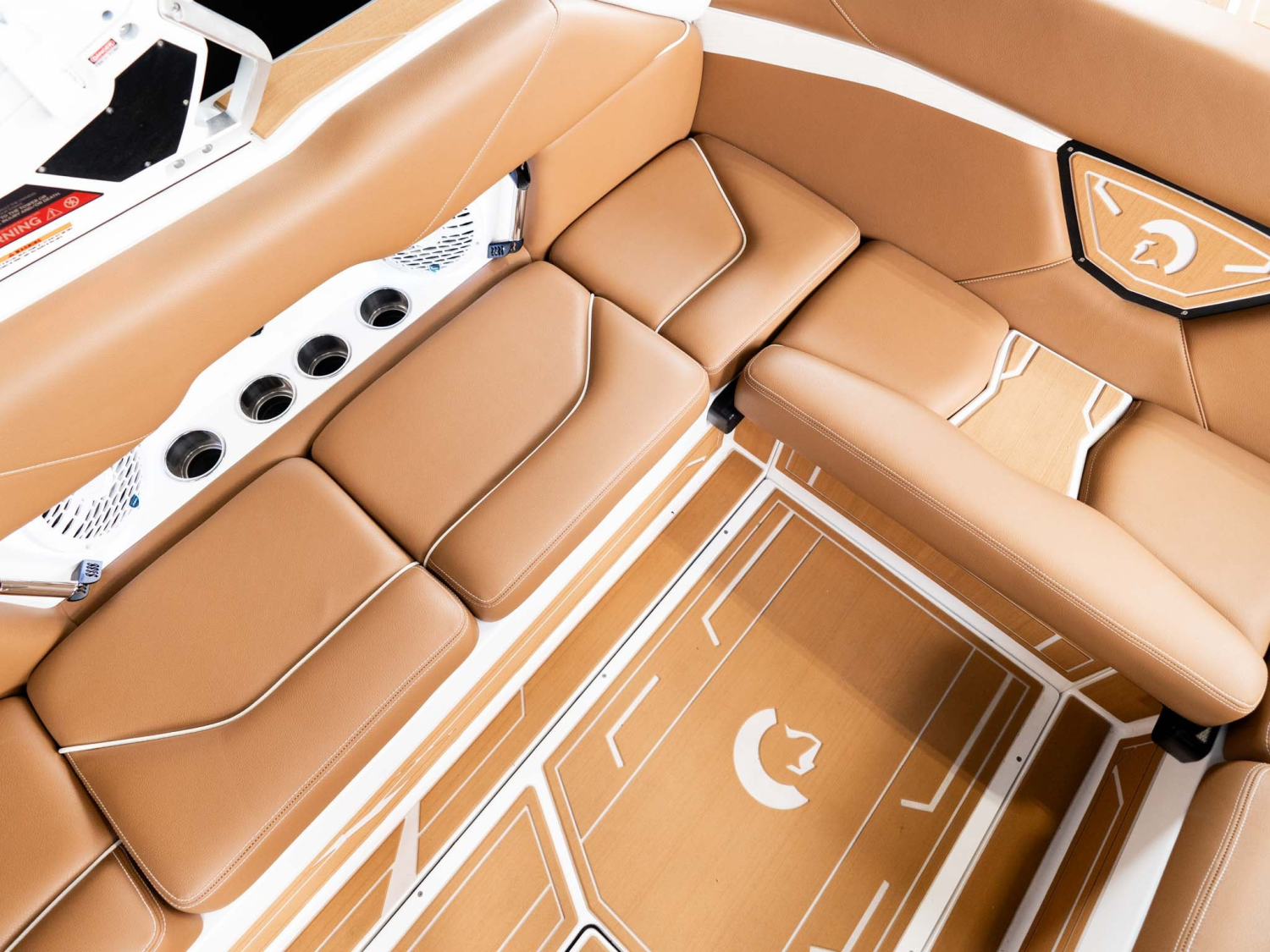 2026 Centurion Boats Nv243