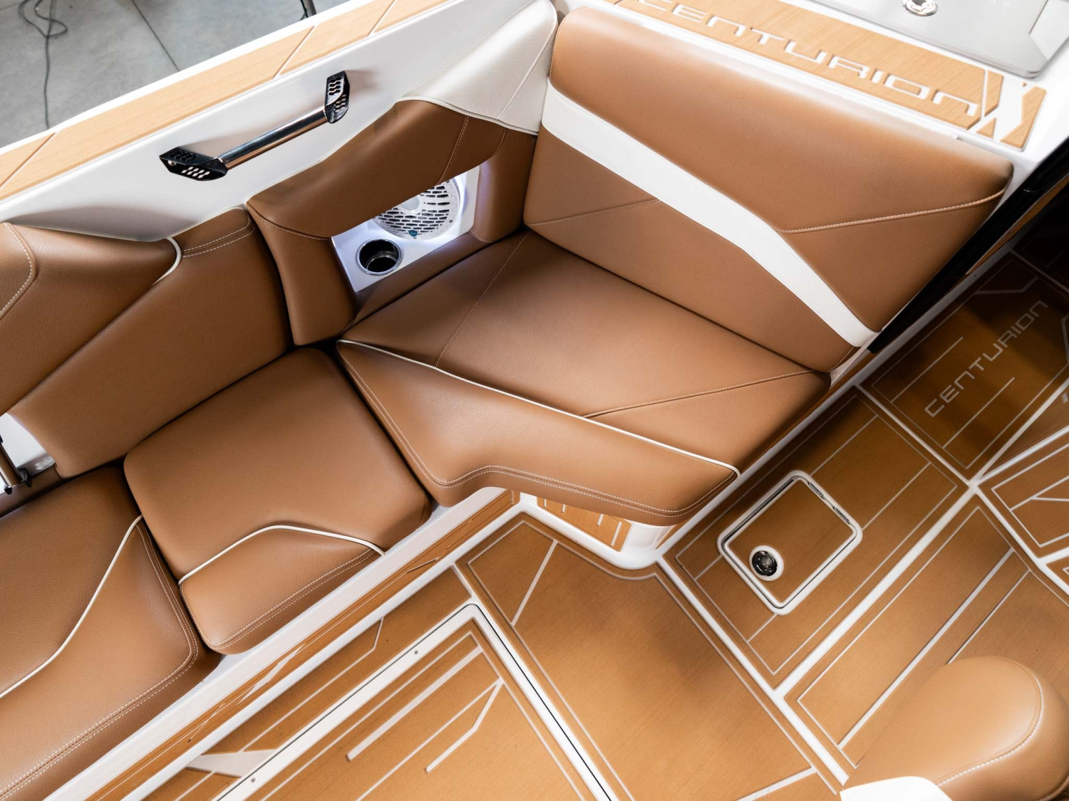 2026 Centurion Boats Nv243