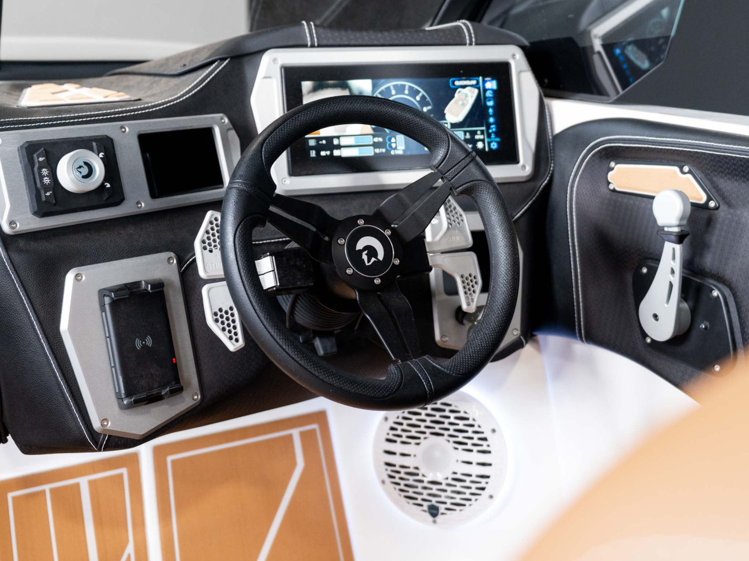 2026 Centurion Boats Nv243