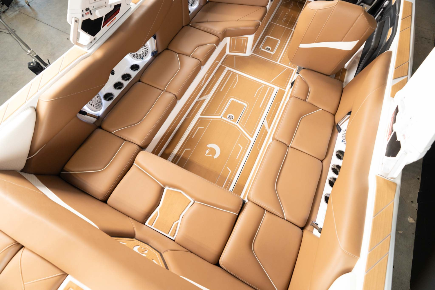 2026 Centurion Boats Nv243