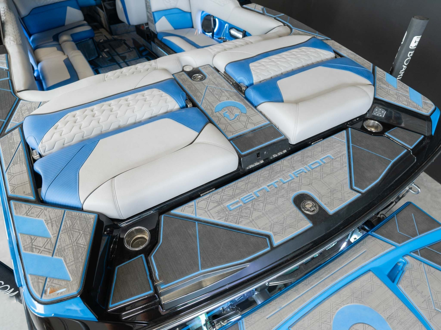 2025 Centurion Boats Ri245