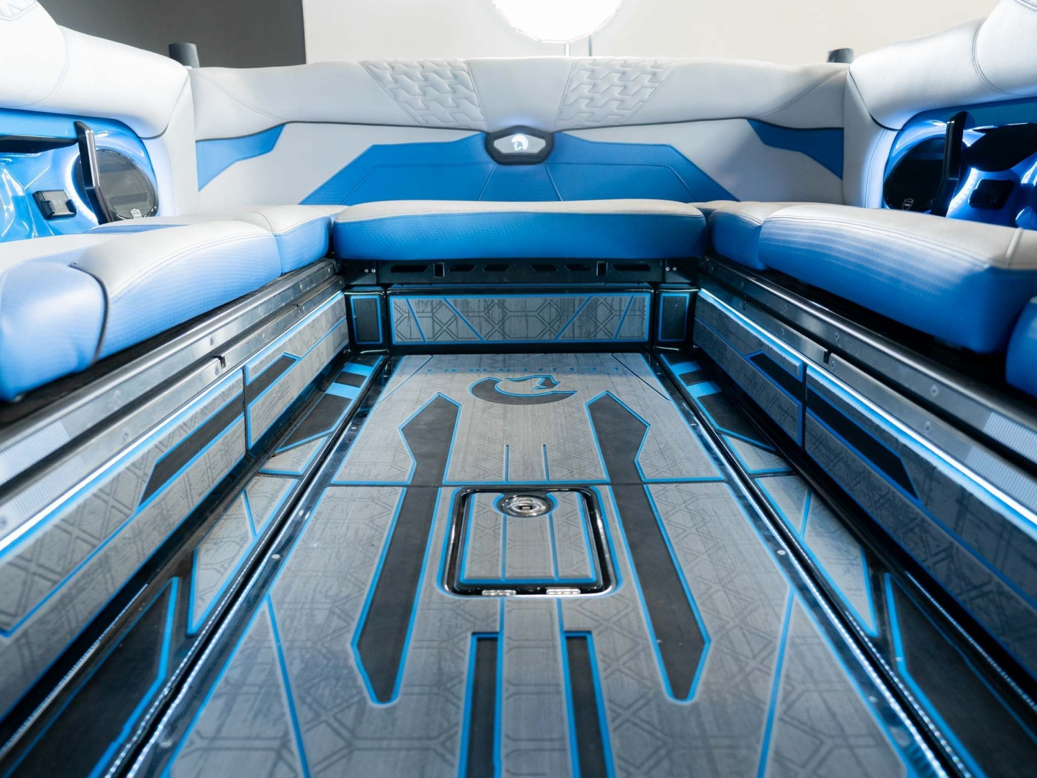 2025 Centurion Boats Ri245