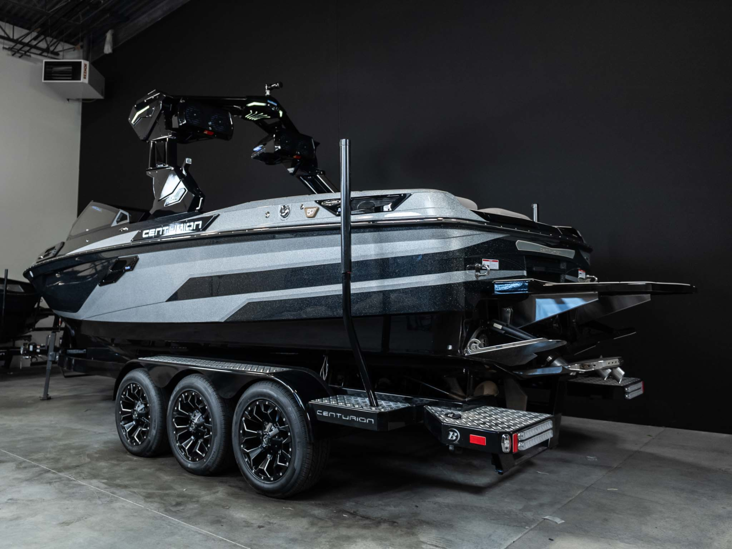 2026 Centurion Boats Ri245