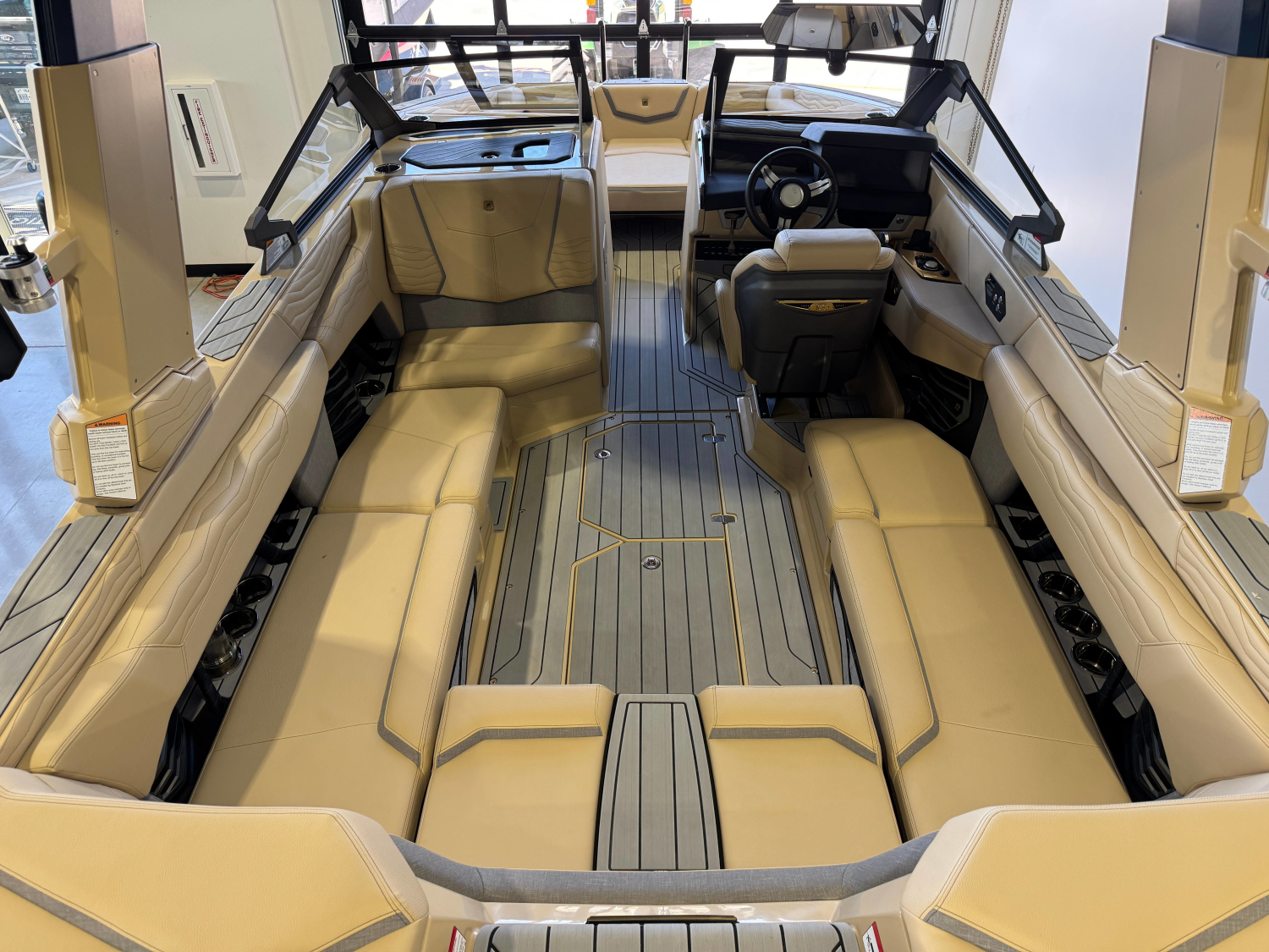 2025 Nautique Super Air Nautique G23