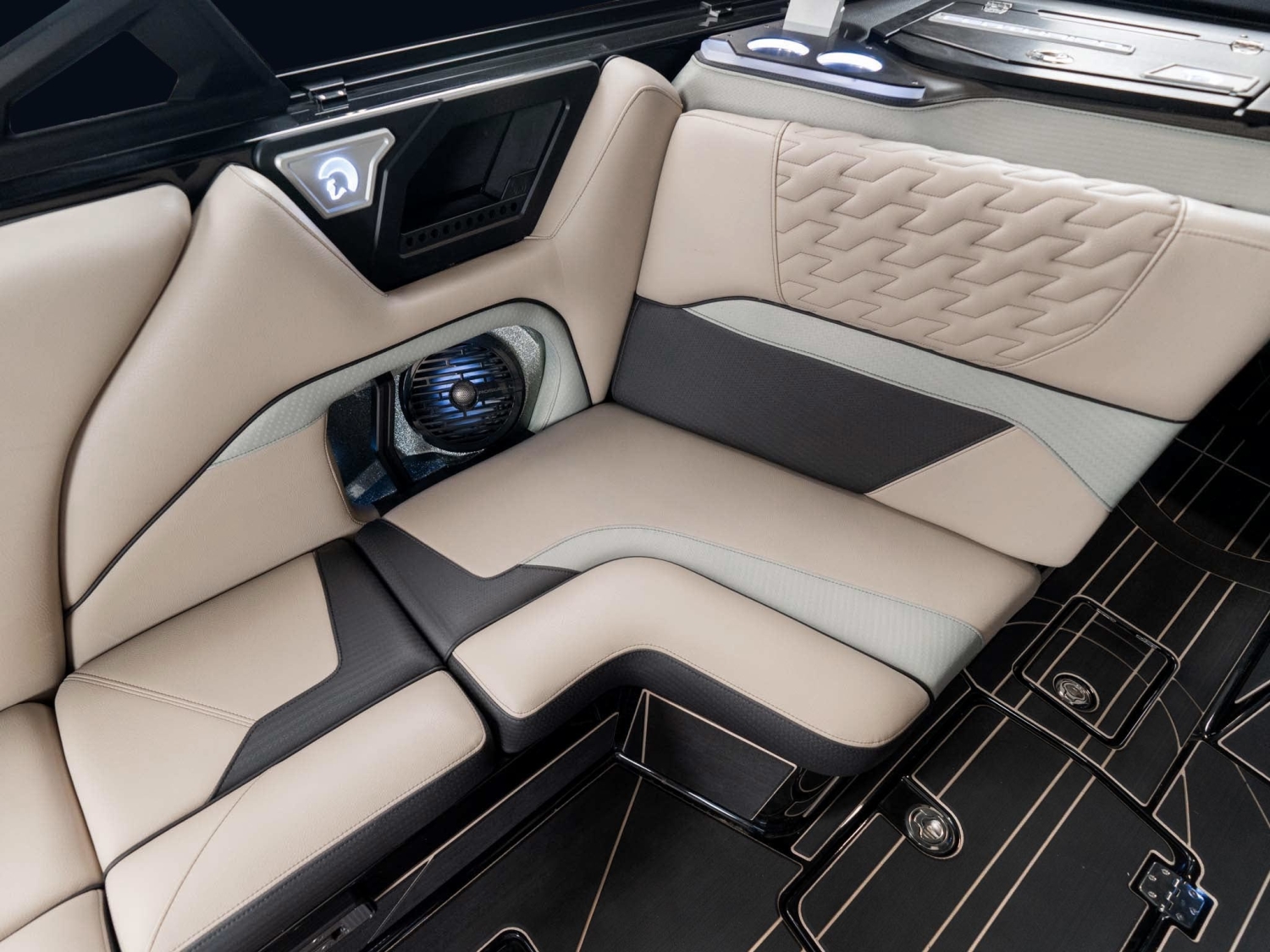 2026 Centurion Boats Ri245