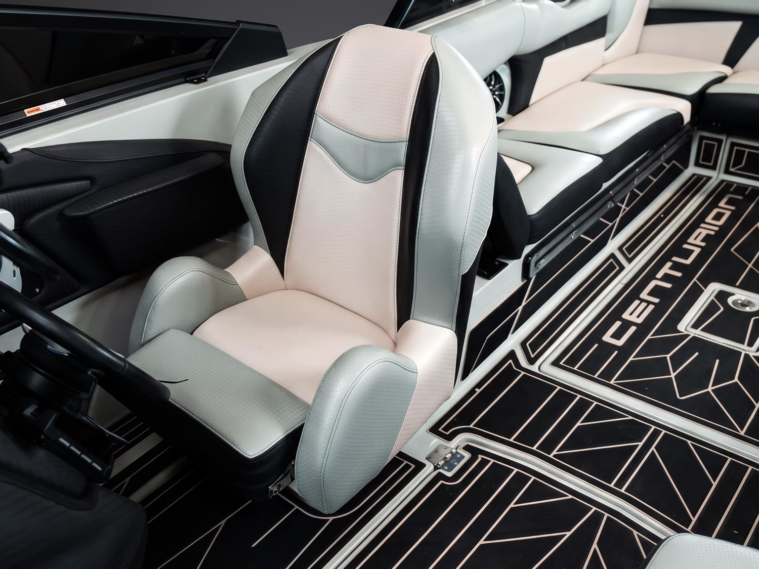 2022 Centurion Boats Fi25