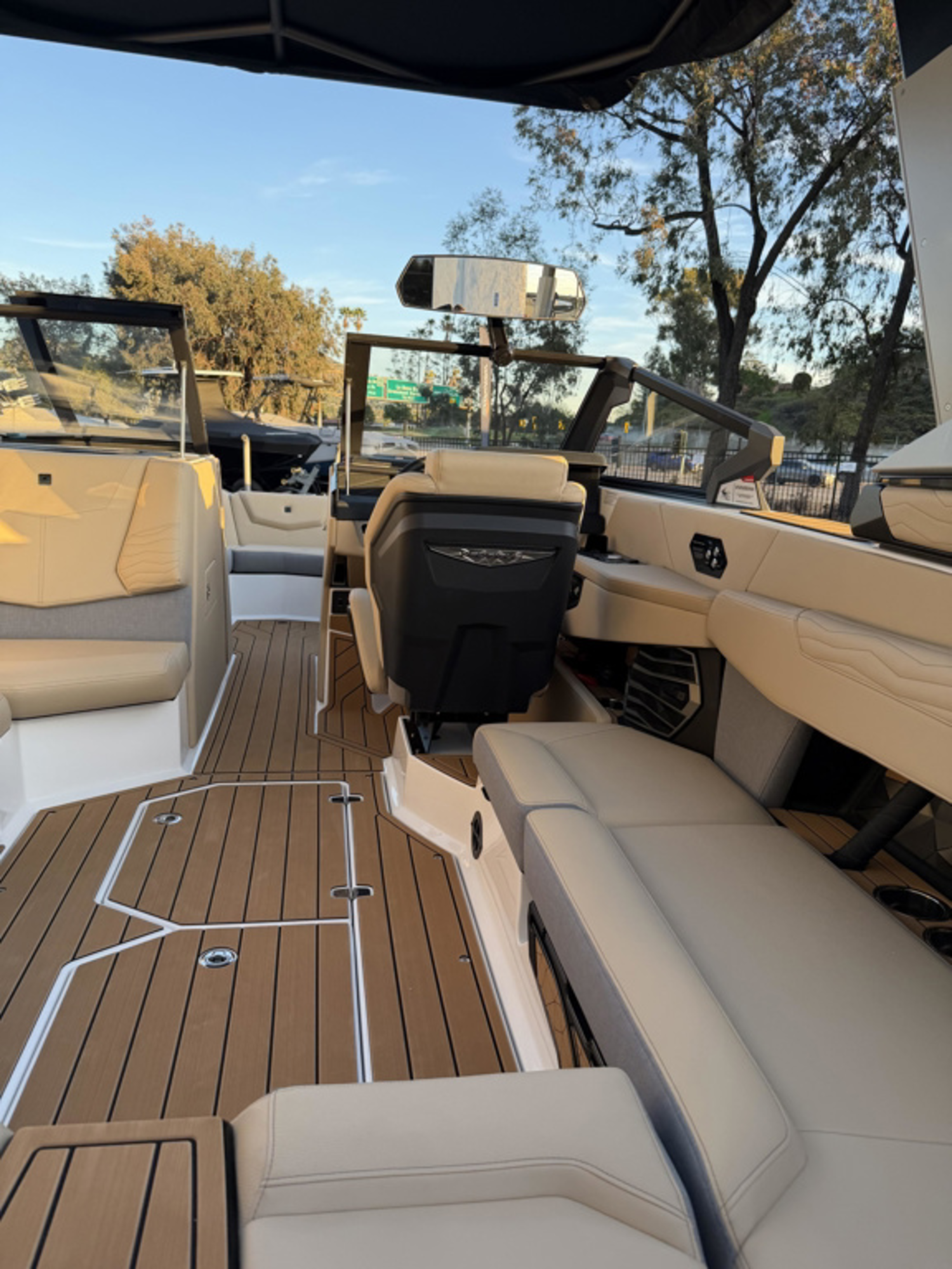 2026 Nautique Super Air G23