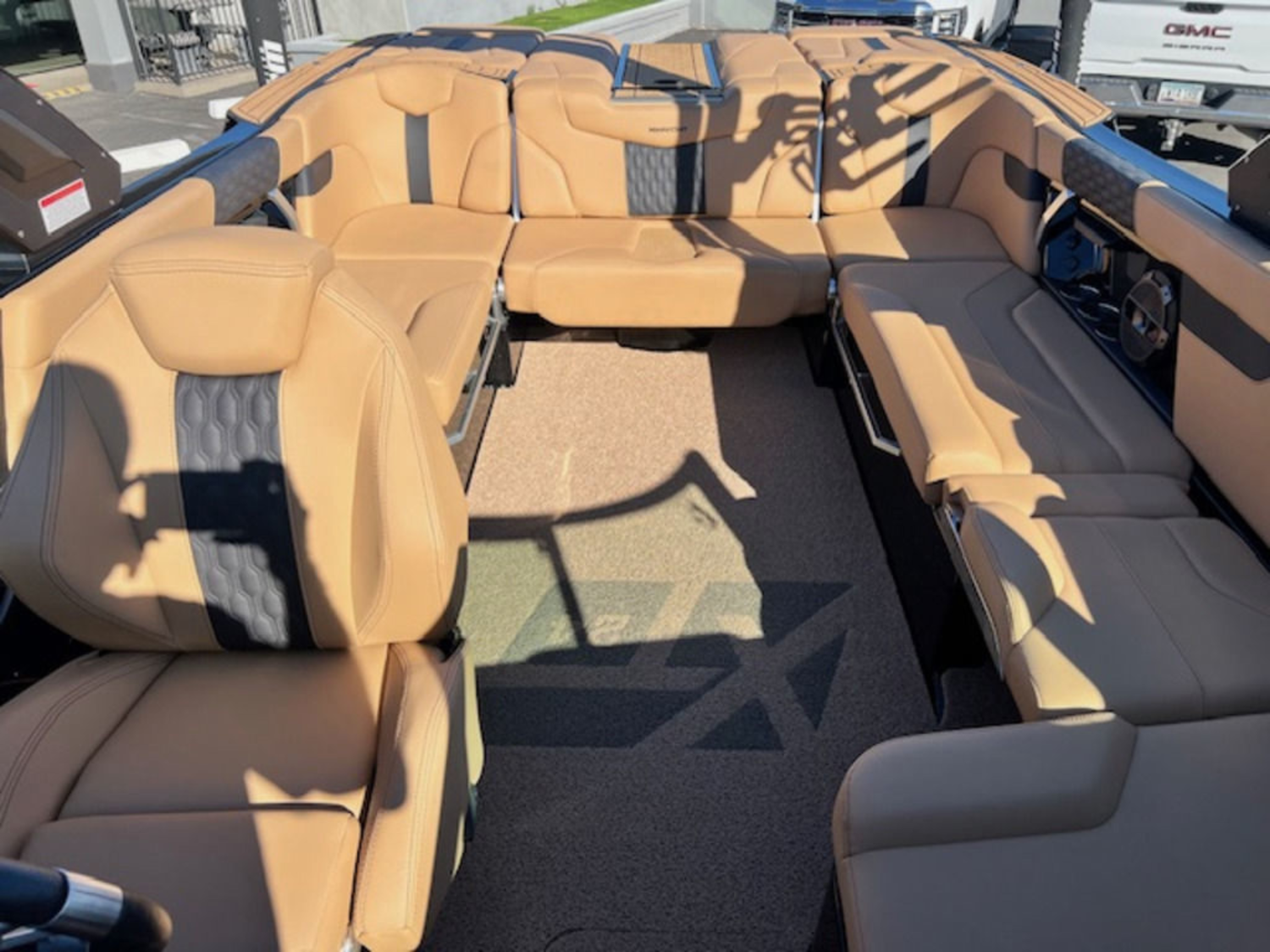 2022 Mastercraft XT24