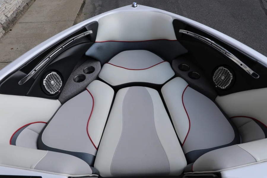 2013 Malibu Boats Wakesetter 23 LSV for sale in Highland, Michigan