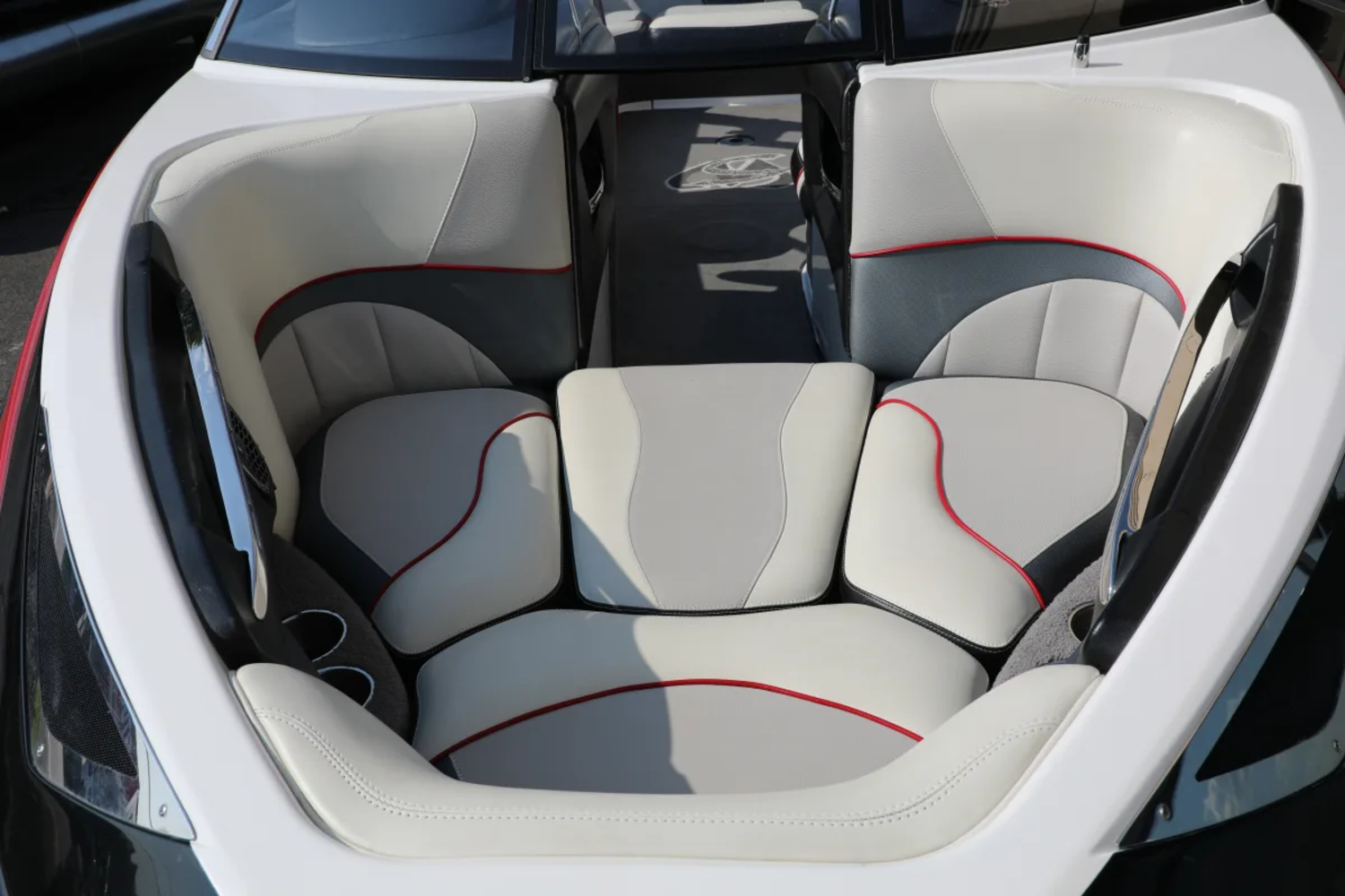 2013 Malibu 23 LSV Wakesetter - New Arrival!!!