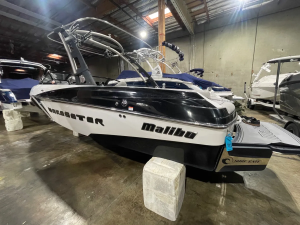 2016 Malibu Boats Wakesetter VLX for sale in Issaquah, Washington
