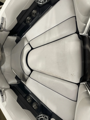 2016 Malibu Boats Wakesetter VLX for sale in Issaquah, Washington