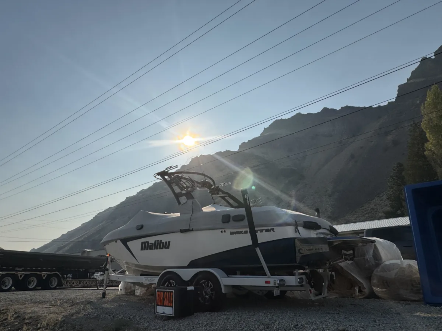 2017 Malibu Wakesetter 22 VLX