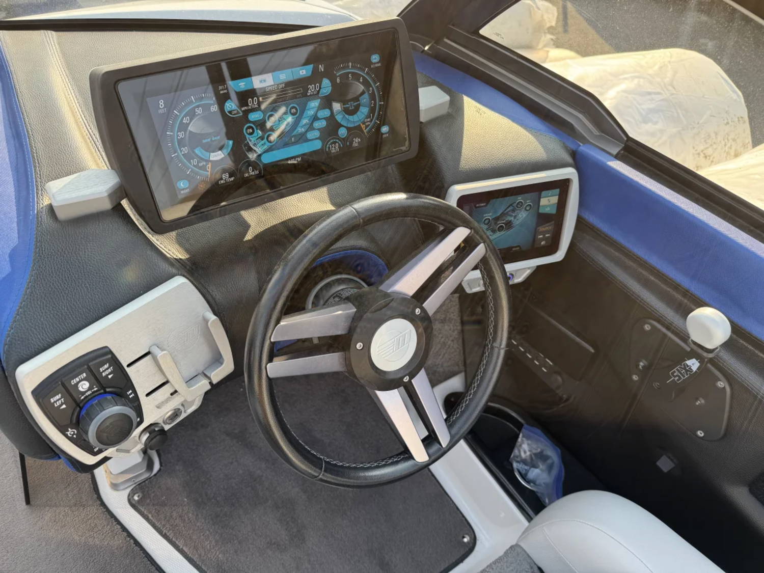 2017 Malibu Wakesetter 22 VLX