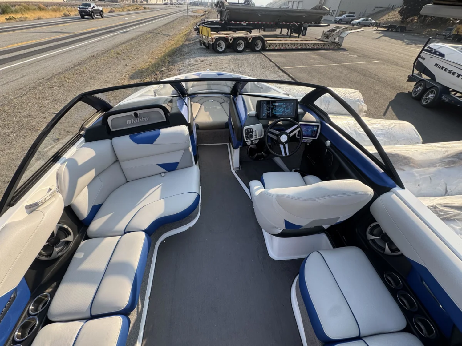 2017 Malibu Wakesetter 22 VLX