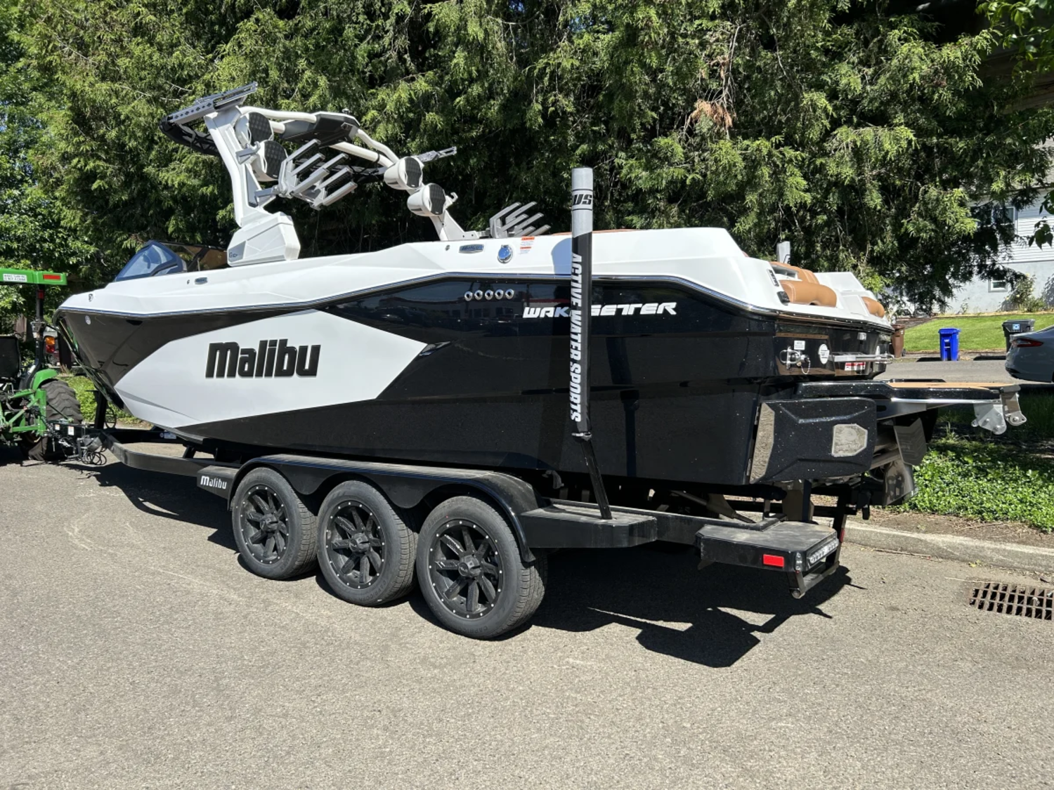 2024 Malibu 26LSV