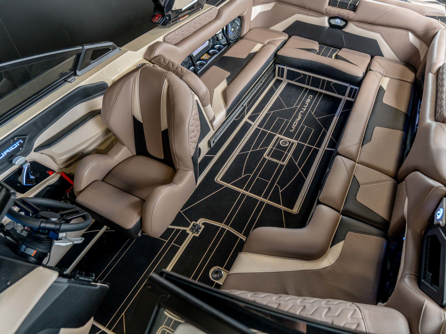 2026 Centurion Boats Ri245