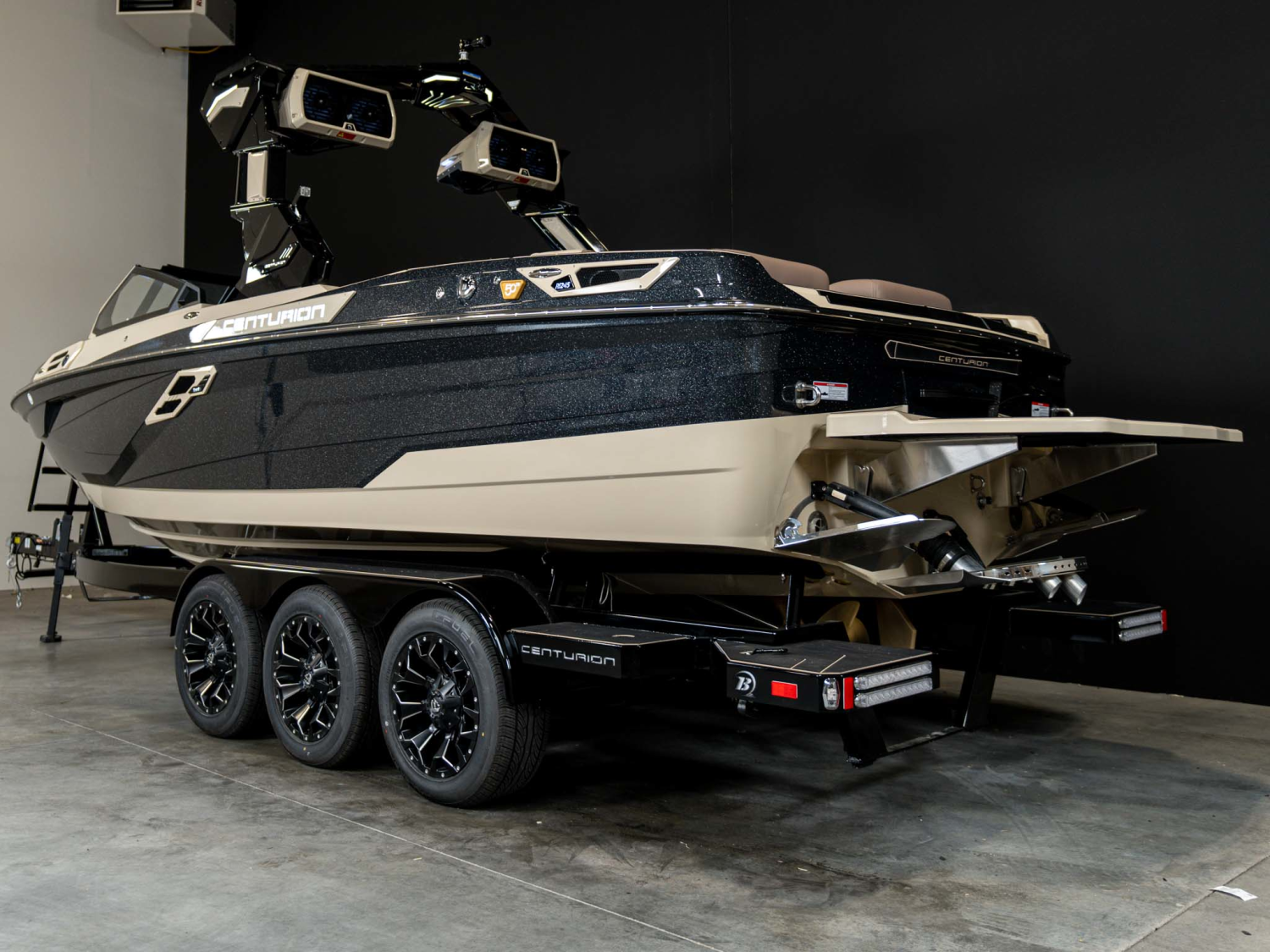 2026 Centurion Boats Ri245