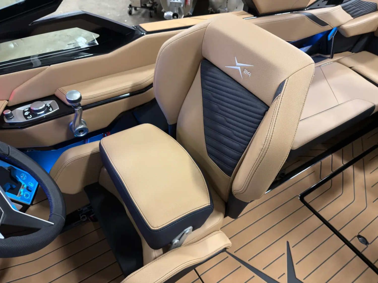 2026 Mastercraft X24 - 217571