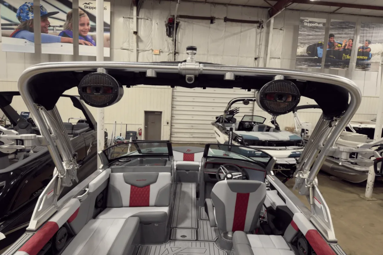 2025 Mastercraft XT22 - 210042