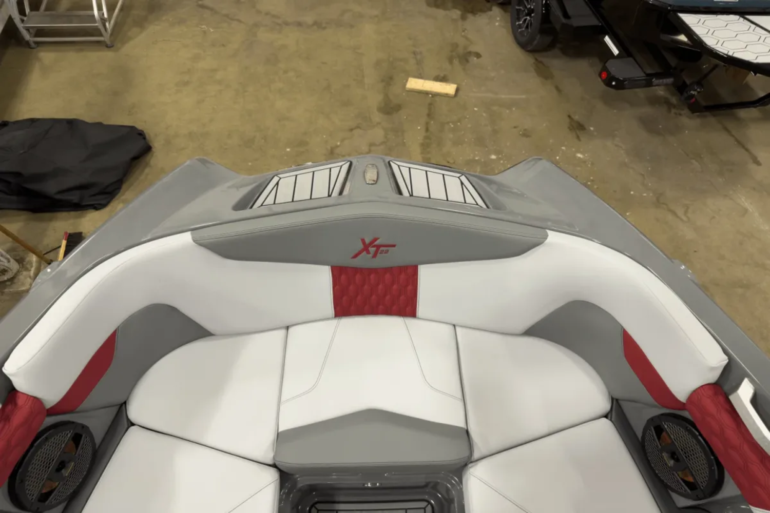 2025 Mastercraft XT22 - 210042