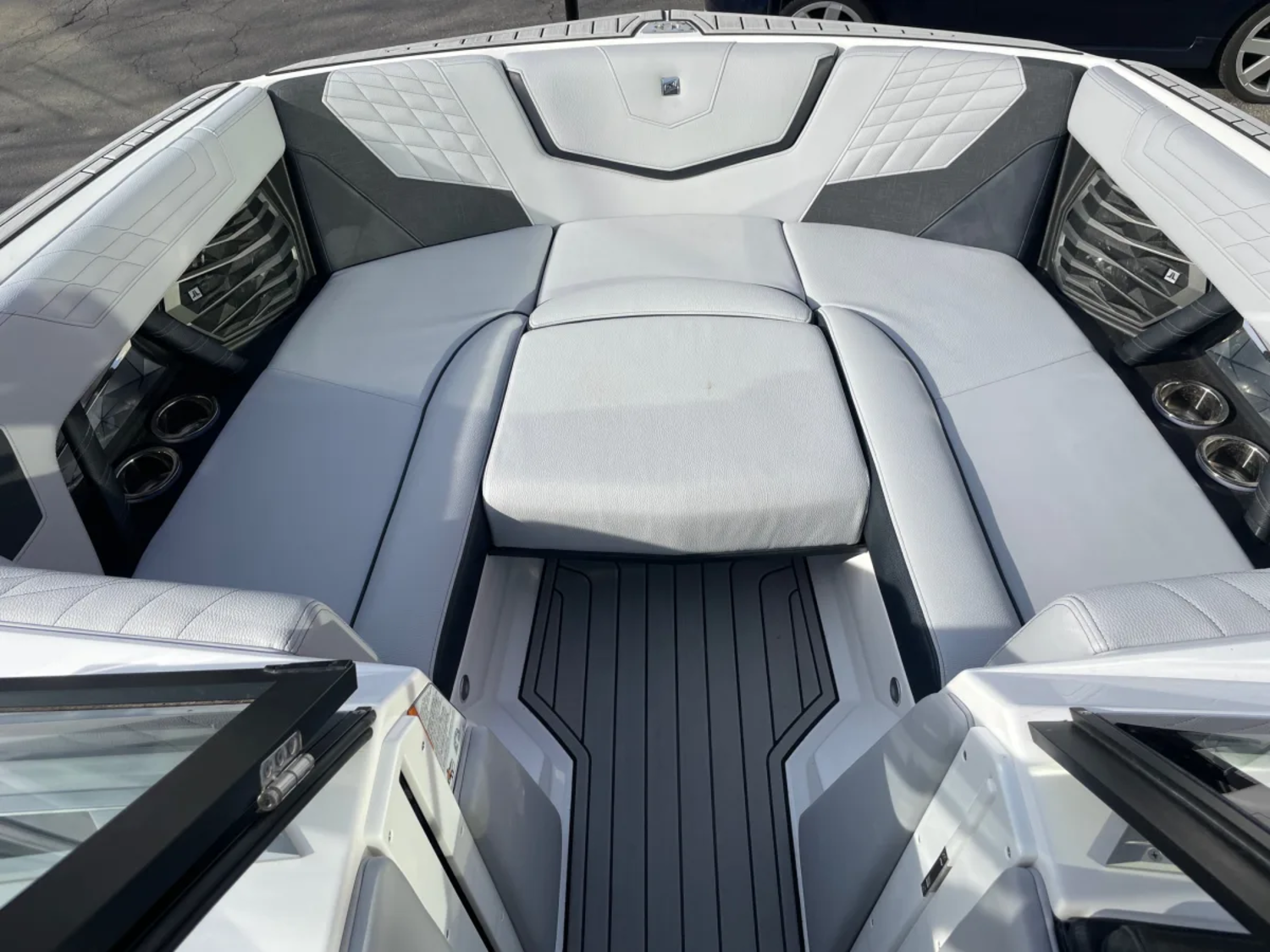 2024 Nautique G23 W/ZZ8S 630HP SuperCharged Power Plant. Only 64 HOURS!  REDUCED!