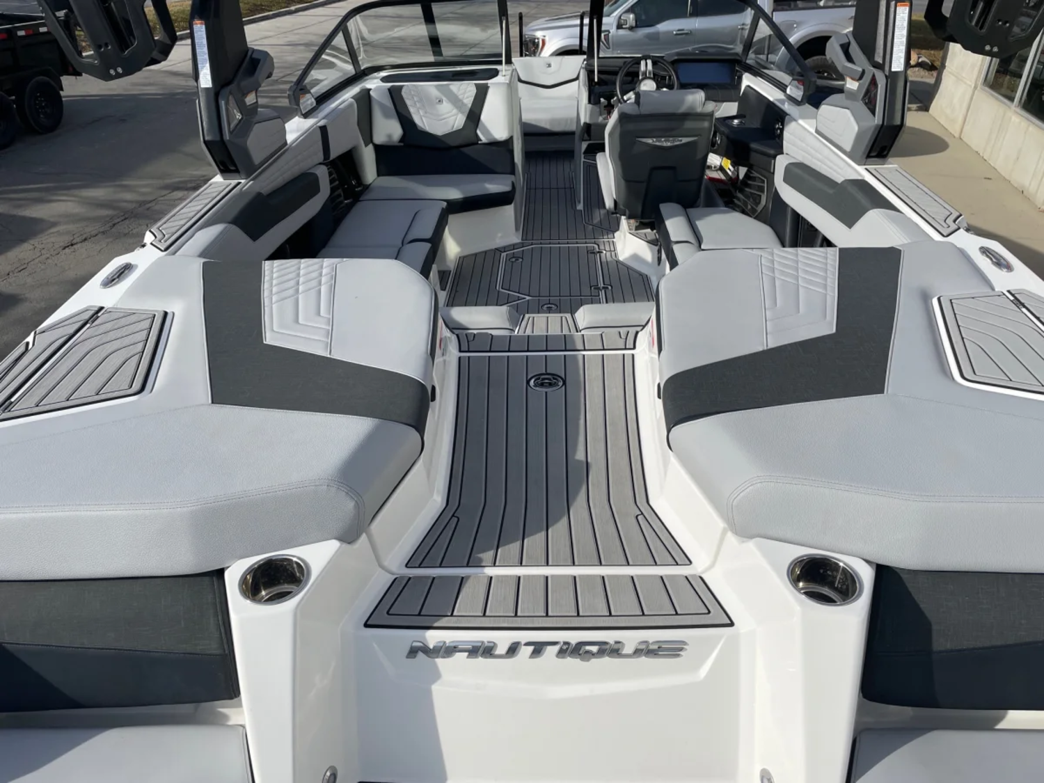 2024 Nautique G23 W/ZZ8S 630HP SuperCharged Power Plant. Only 64 HOURS!  REDUCED!