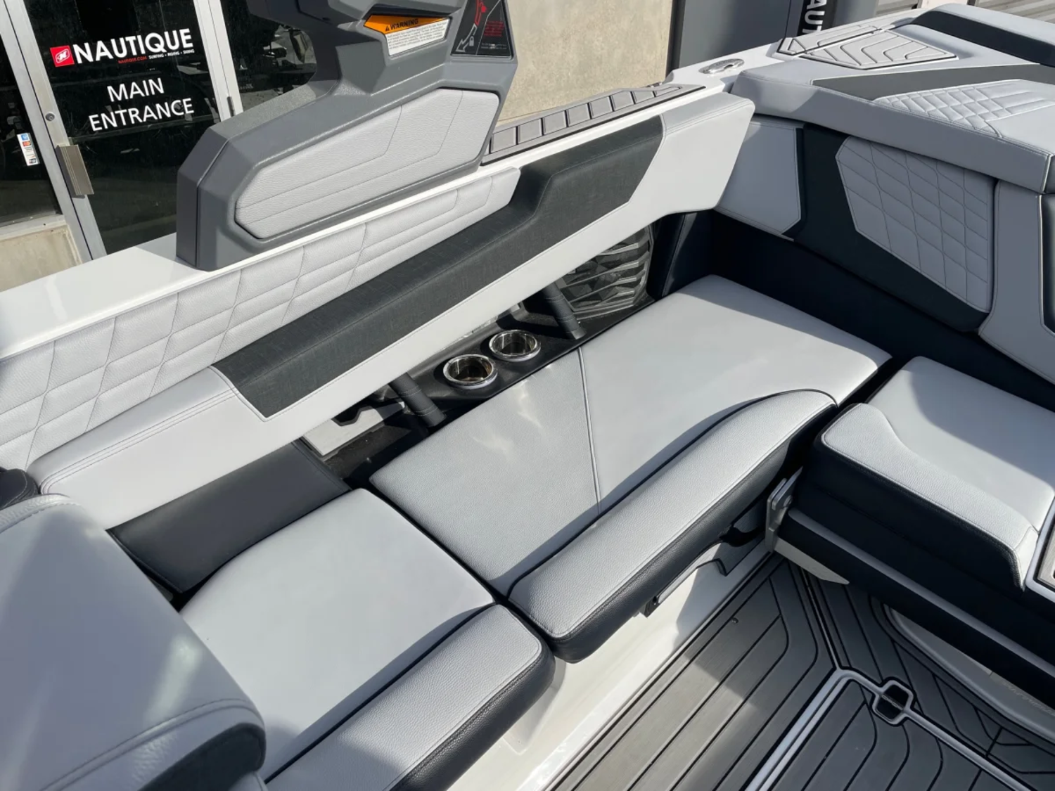 2024 Nautique G23 W/ZZ8S 630HP SuperCharged Power Plant. Only 64 HOURS!  REDUCED!