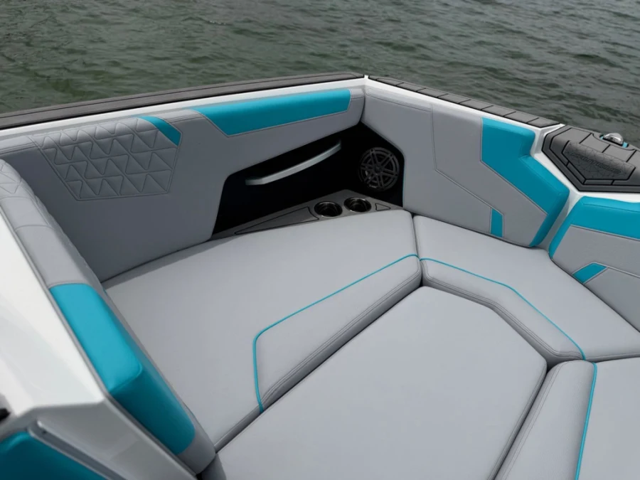 2026-nautique-gs24-122113-image17