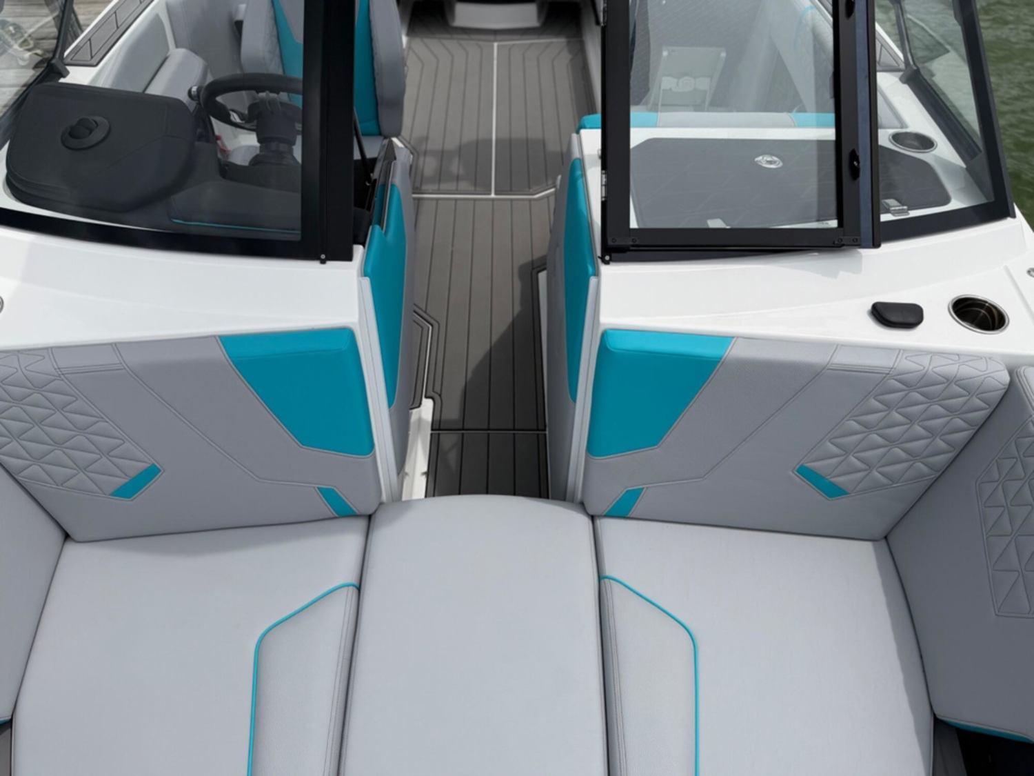 2026 Nautique GS24