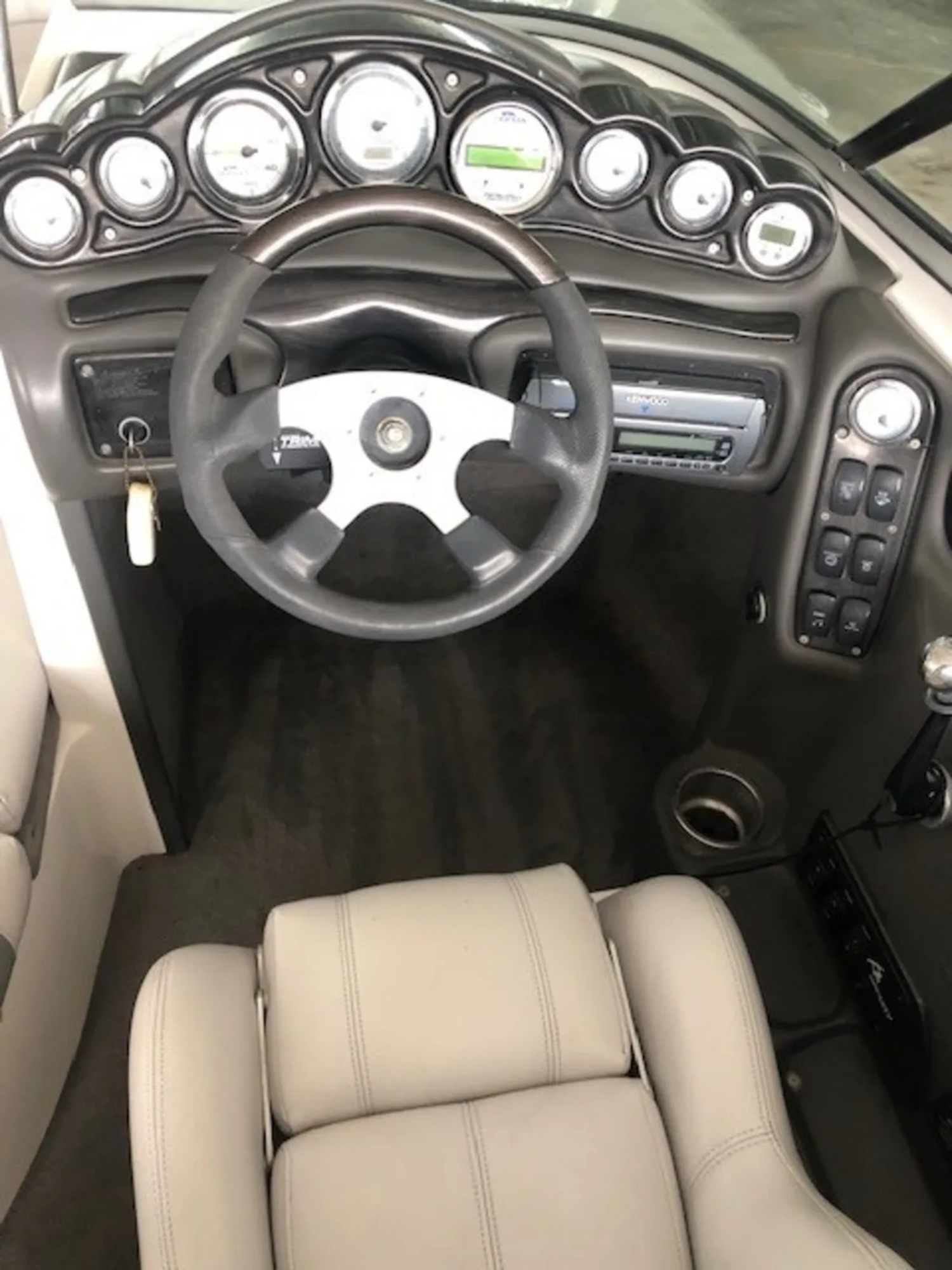 2005 Supra Sunsport 24V