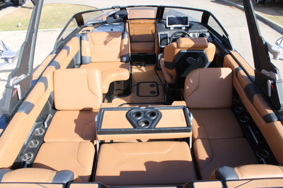 2023 Malibu Boats M220 for sale in Dallas, Texas