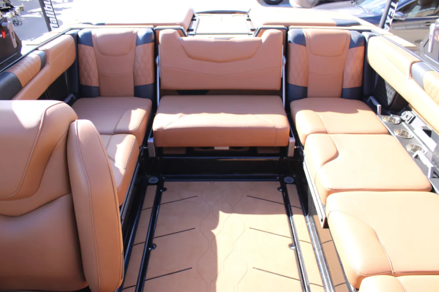 2023 Malibu Boats M220 for sale in Dallas, Texas