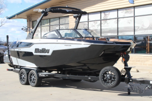 2023 Malibu Boats M220 for sale in Dallas, Texas