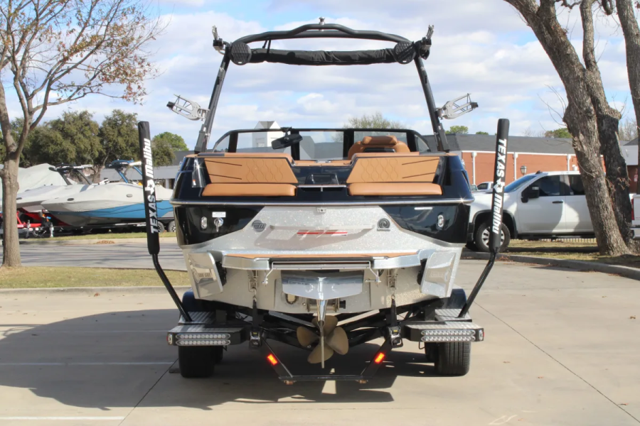 2023 Malibu Boats M220 for sale in Dallas, Texas