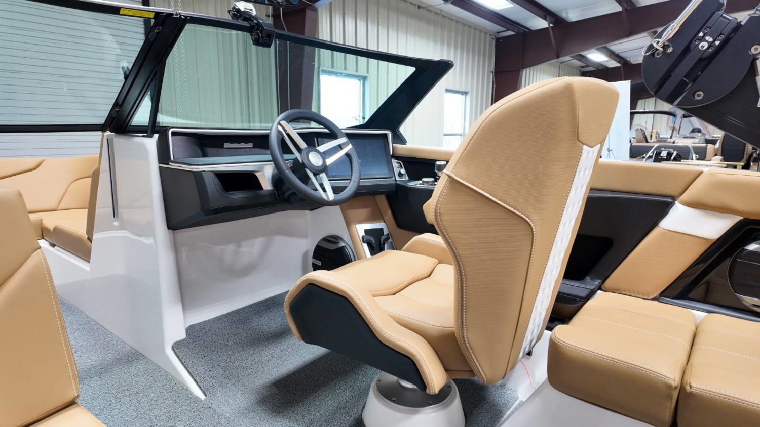 2026 Mastercraft XT22